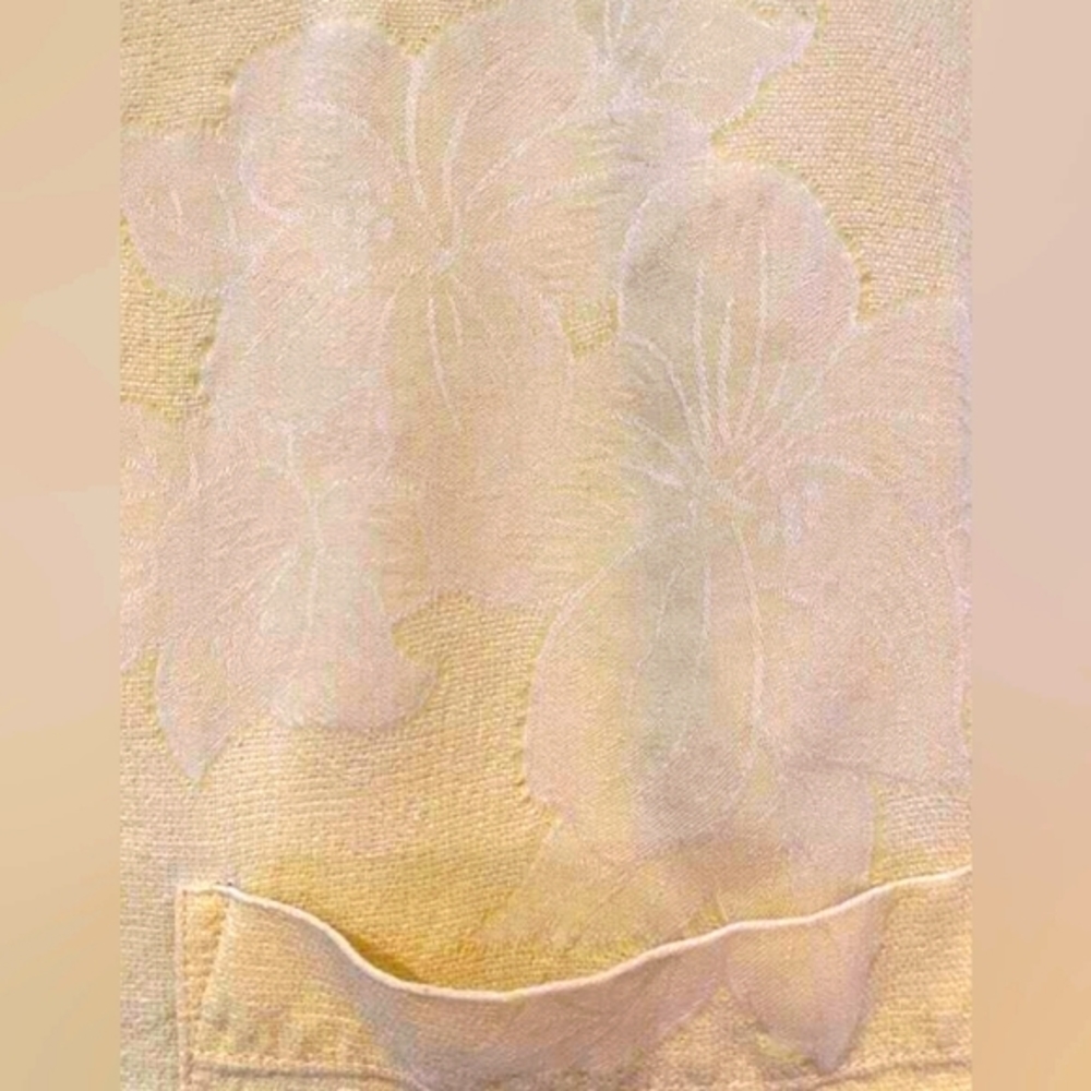 Tommy Bahama Hawaiian 100% Silk Shirt Solid Yellow Men’s Size XL - Picture 4 of 8